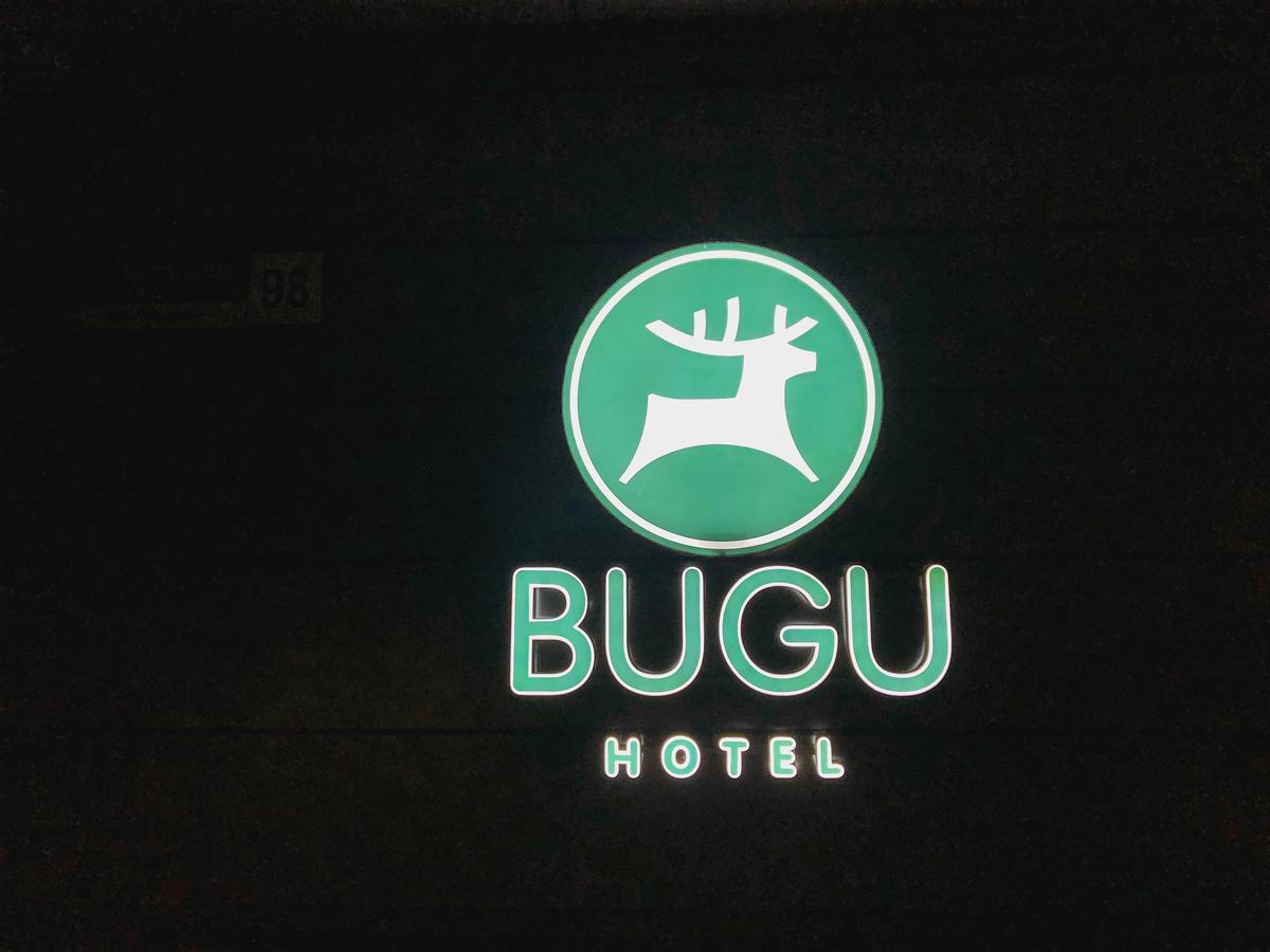 Bugu Hotel Bishkek Exterior photo